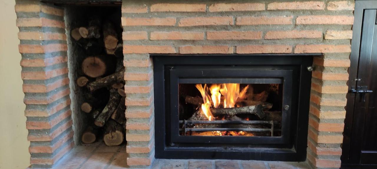 Alojamientos Rurales Los Molinos Fuentes De Leon Bagian luar foto